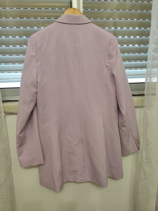 Blazer elegante  e confortável  lilás