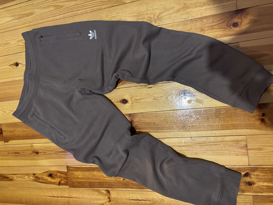 Штани adidas Trefoil Essentials