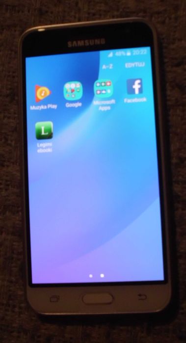 Samsung Galaxy J3 Dual Sim Nfc super stan karta pam.2GB+ład+kabel USB