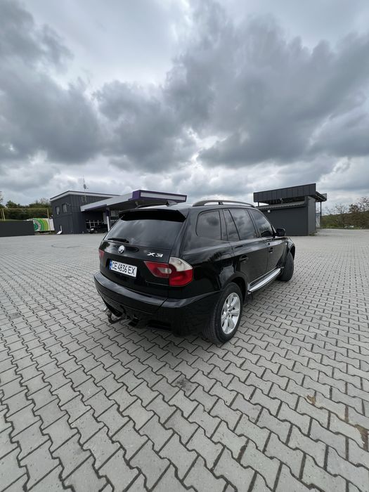 BMW X3 E83                          .