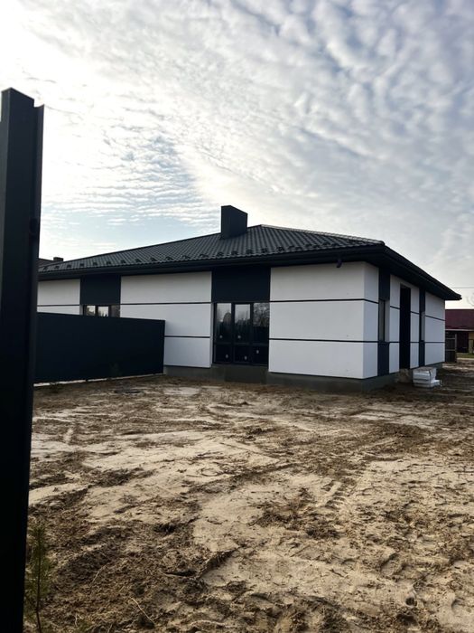 Продам Будинок ( дуплекс ) в с. Олександрія