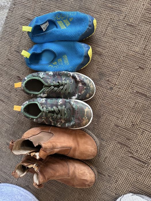 Віддам взуття 32 розмір