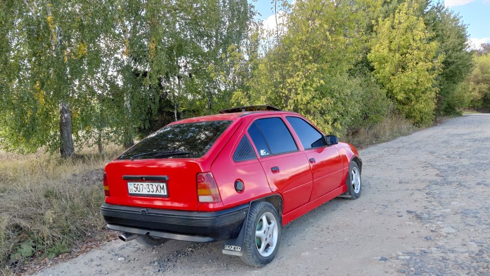 Продам Opel Kedet в хорошому стані