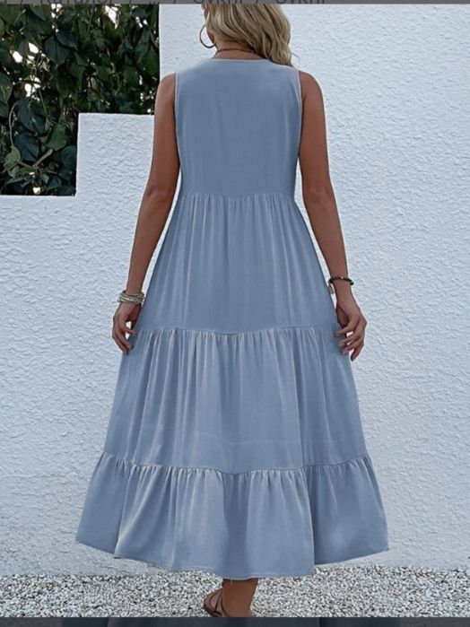 Ярусное голубое платье