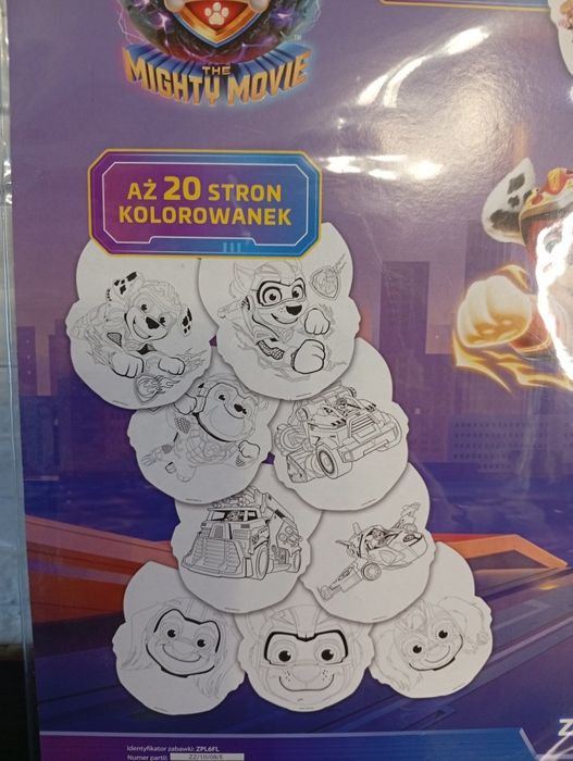 Kolorowanka Chase + mazaki i naklejki Psi Patrol Wielki film