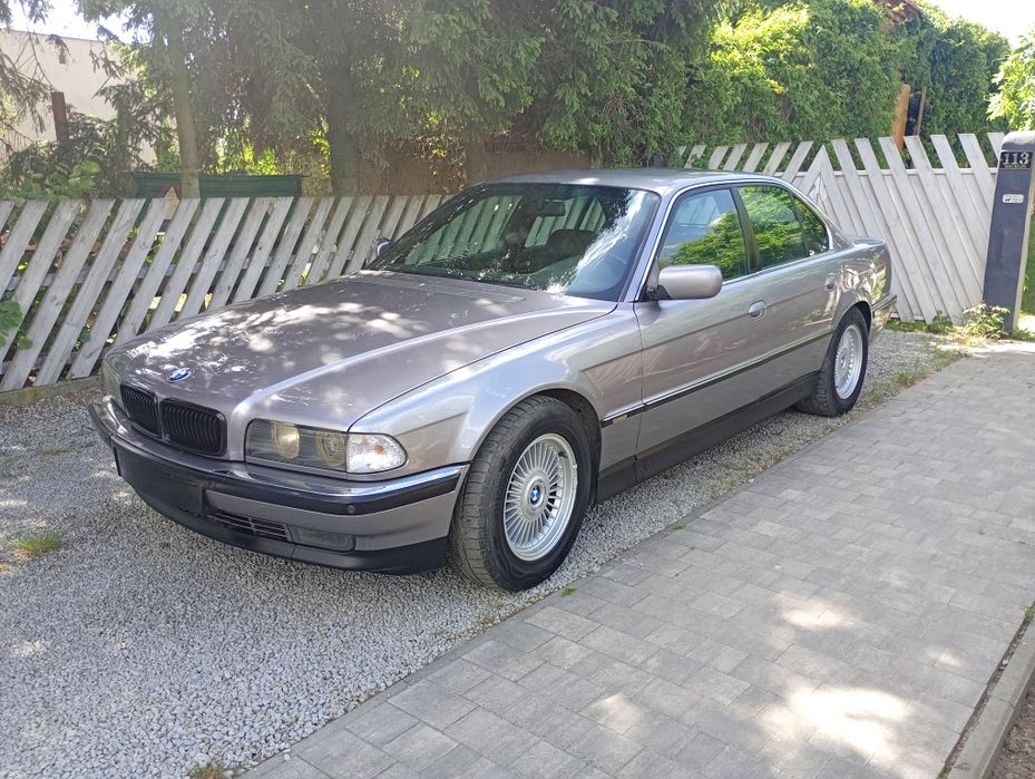 BMW e38 740i m60b40 automat skóra czarny sufit BEZ RDZY