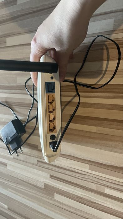 Router bezprzewodowy TP-Link TL-WR740N.