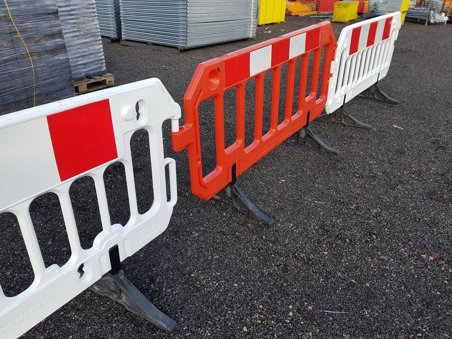 Barierki Oddzielające PCV Zabezpieczenia Drogowe U20 Barierka Bariera