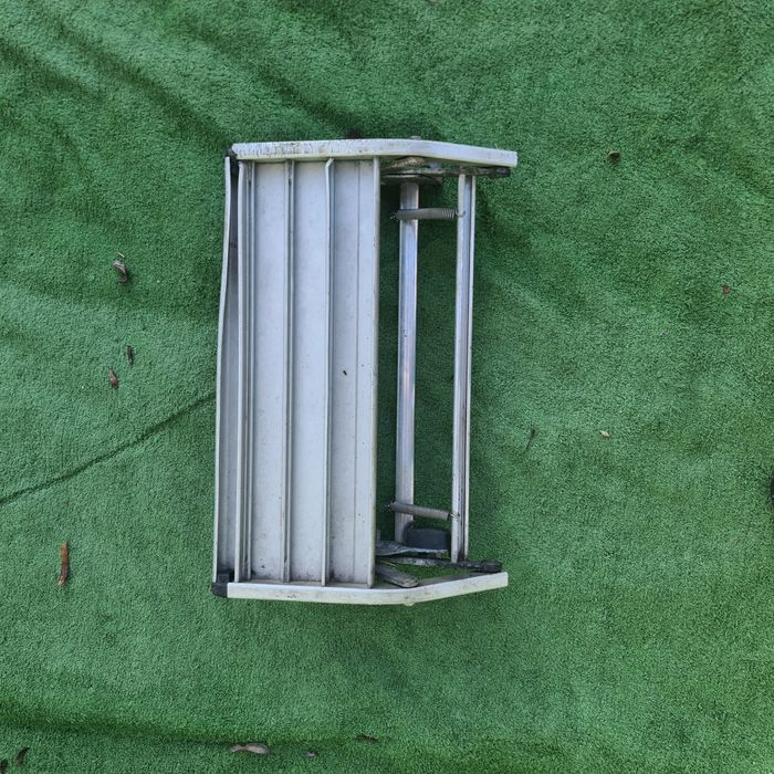 Schodki wejściowe THULE v10 manual 550