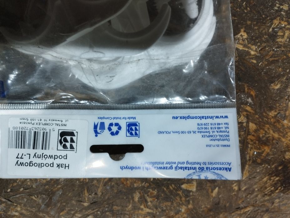 Haki podłogowe podwójne 8 paczek