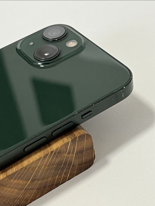 Продам айфон 13 128 84 акб