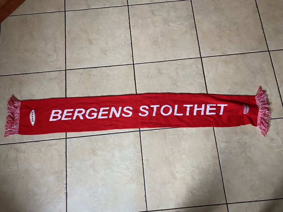 Unikatowy szal piłkarski SK BRANN BERGEN - OKAZJA