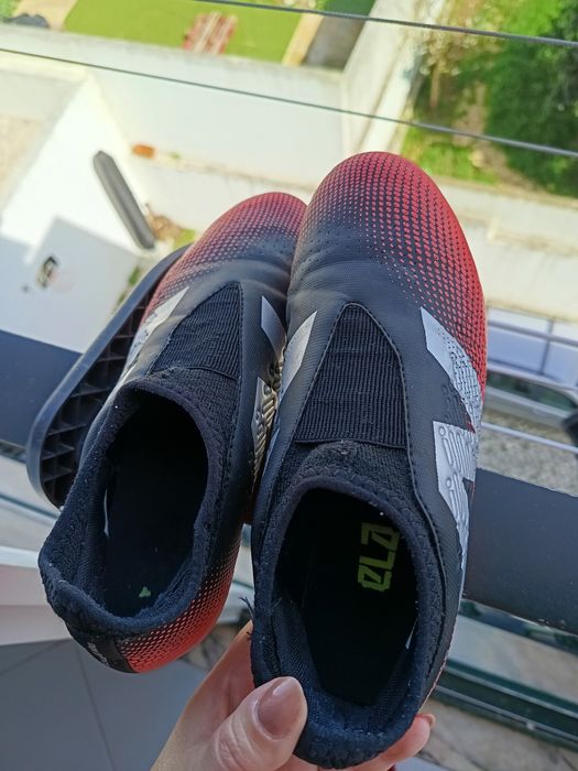 Chuteiras New Balance Tekela V3 Magique FG –37.5 Sem Atacadores