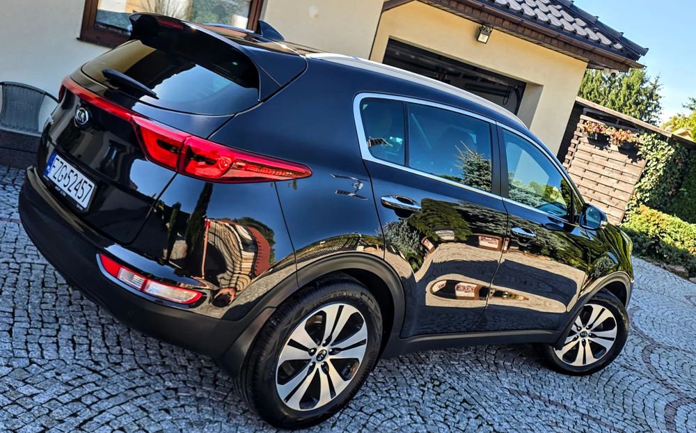 Kia Sportage 1.6i z P0LSKiEG0 SAL0NU BUiSNES-LiNE-HAK-Bi-XENON/LED-Navi-Kam-Zamiana