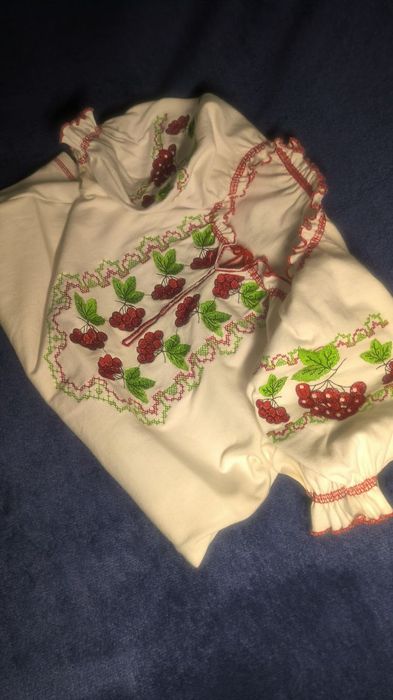 Дуже гарна вишиванка