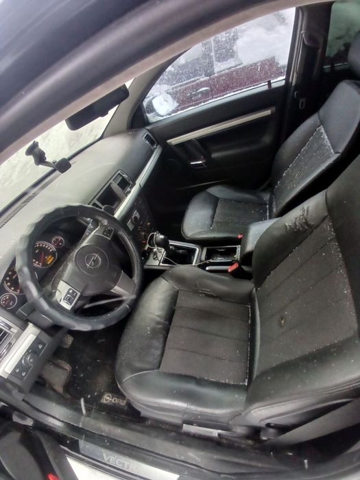 Opel Vectra C 2008 г. 2.2