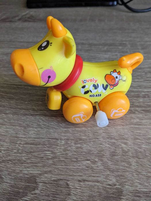 Іграшка Корівка заводна