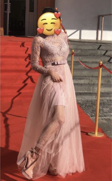 Плаття на випускний