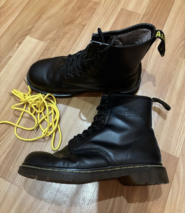 Мартінси чорні 39 р шкіряні