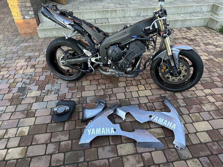 Części Yamaha R1 RN12 2004-2006 silni, rama, koła, lagi