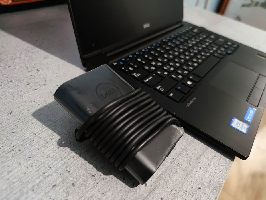 Карбоновый ультрабук Dell Latitude 7370 4K touch