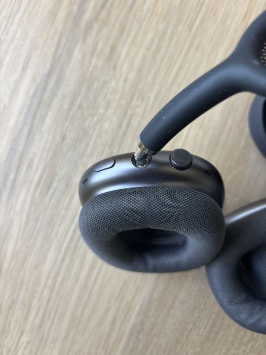 AirPods Max