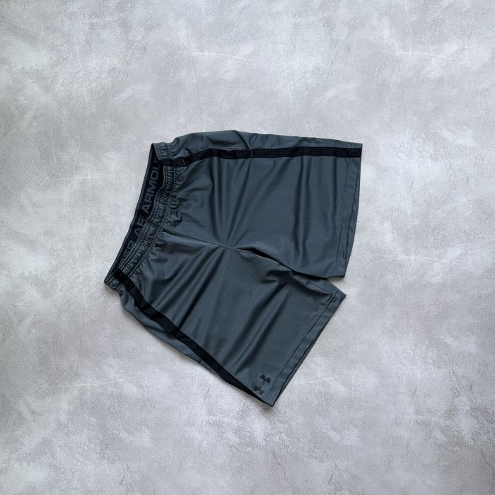 Under Armour Short