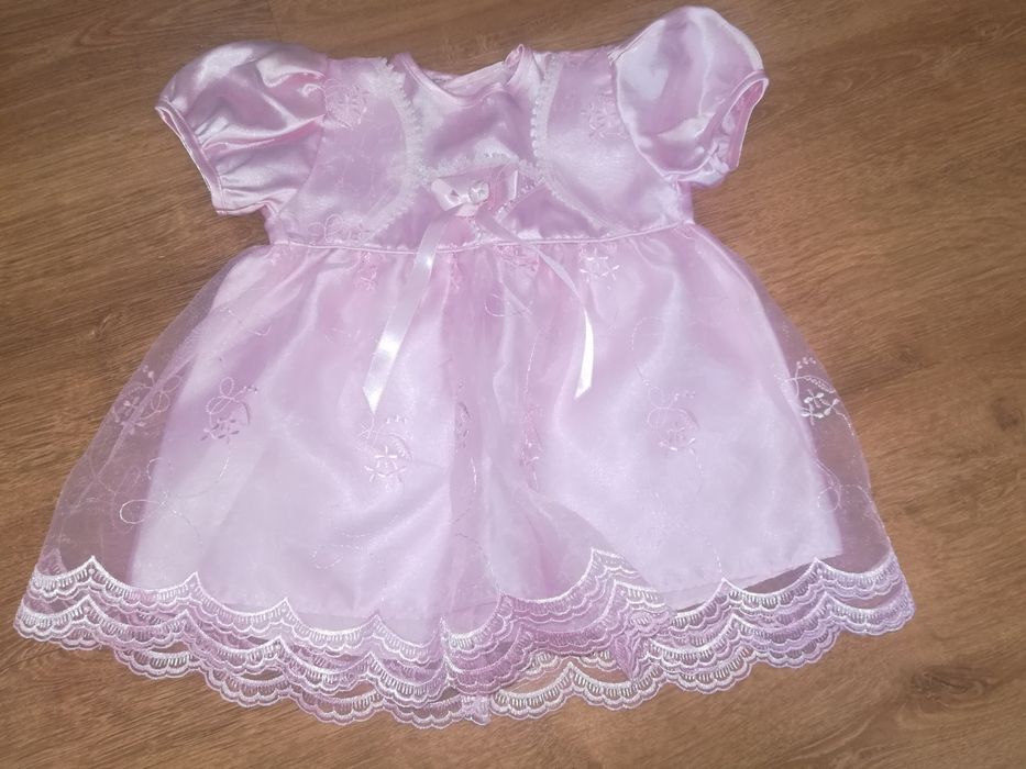 Sukienka dziewczęca r. 68