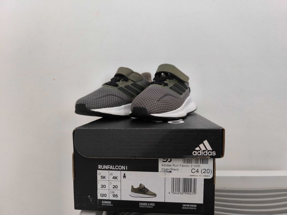 Sapatilhas adidas verdes N. 20