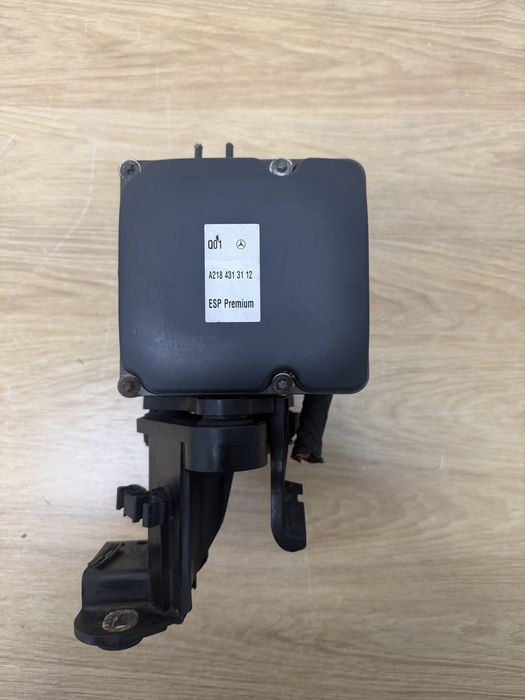 Pompa ABS Mercedes W212, W218 Esp premium A218