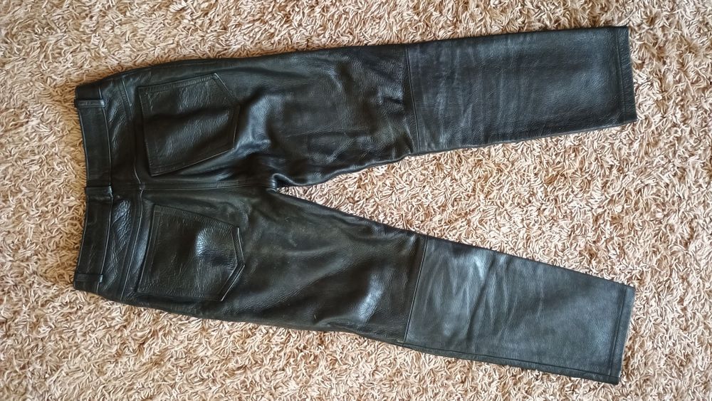 Мото штани,жіночі,шкіряні.