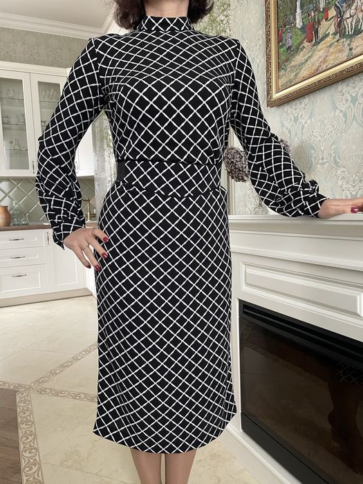 Продам сукню від Андре Тана