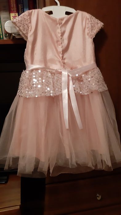 Нарядное платье сукня