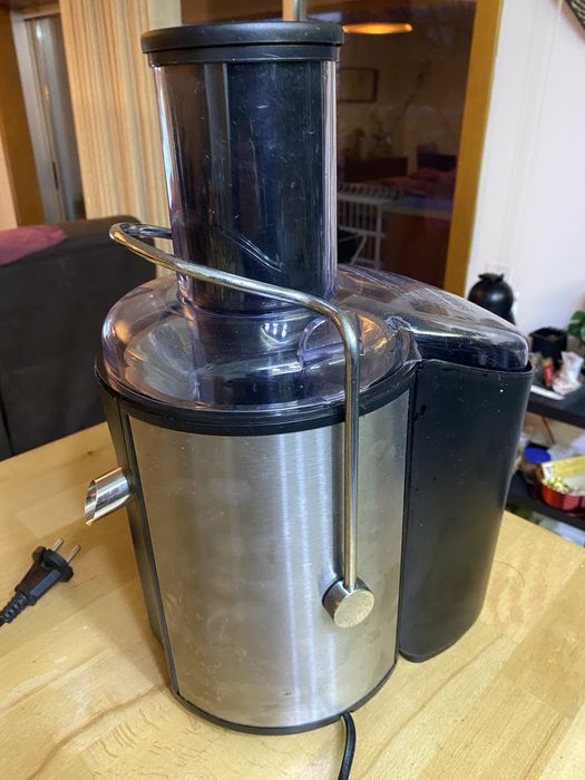 Maquina de fazer sumos