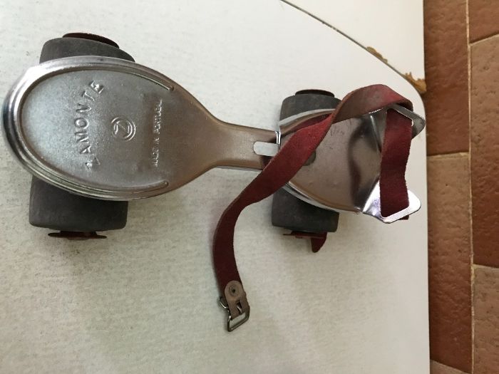 Patins 4 rodas anos 70