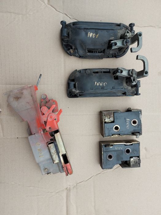 Замок дверний б/в оригінал VAG VW Т-4,Пассат Б3,Б4,Гольф ,Поло,Сеат