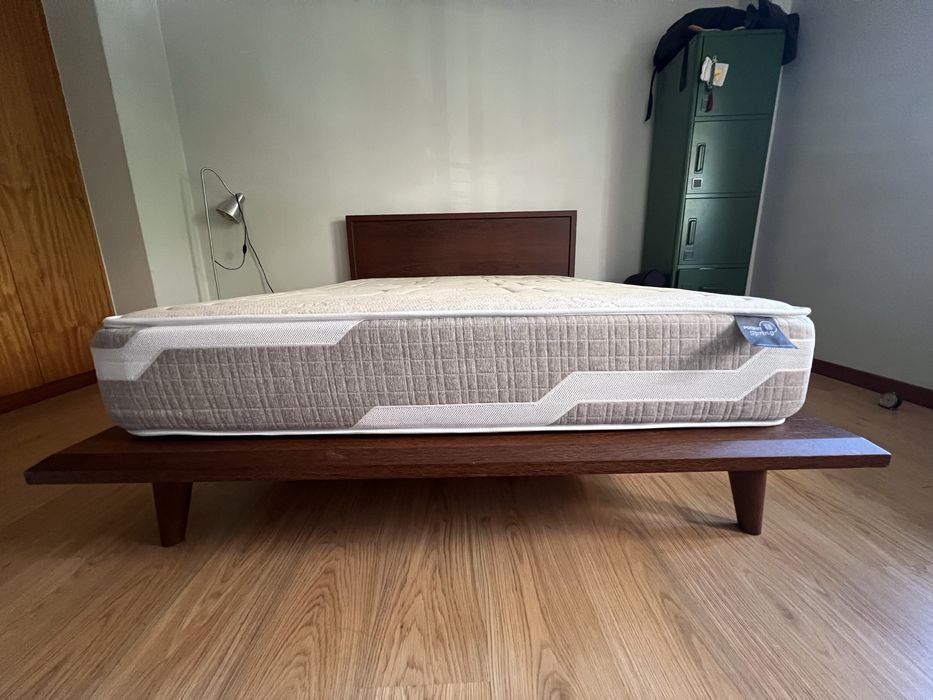 Cama de Casal em Madeira Sucupira + Colchão como Novo (Venda em Separado ou Conjunto)