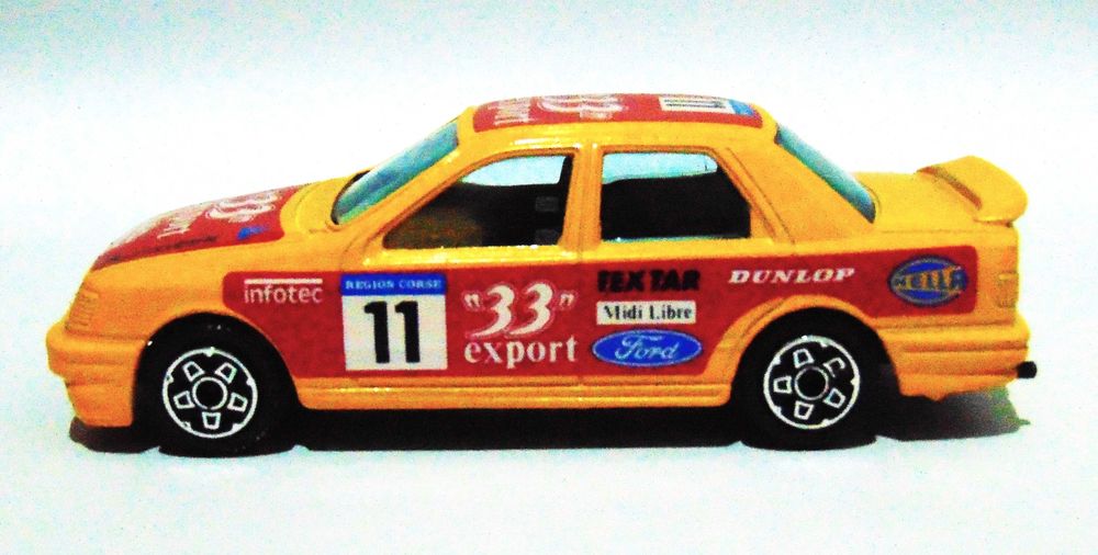 Miniatura em metal Ford Sierra Rally by BURAGO.