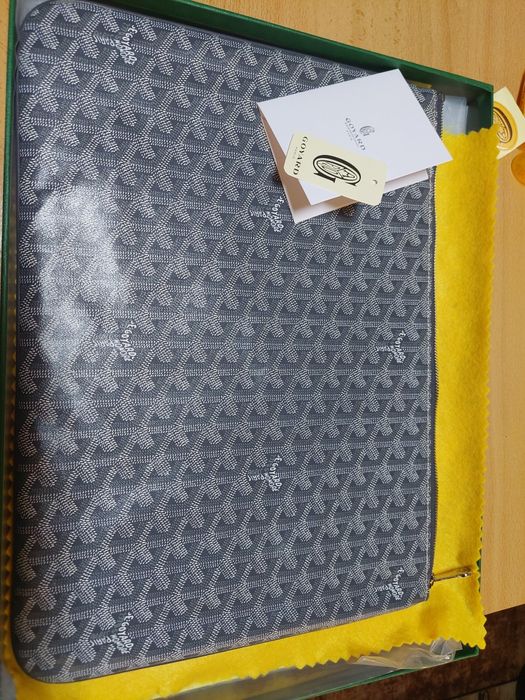 Bolsa Goyard nova