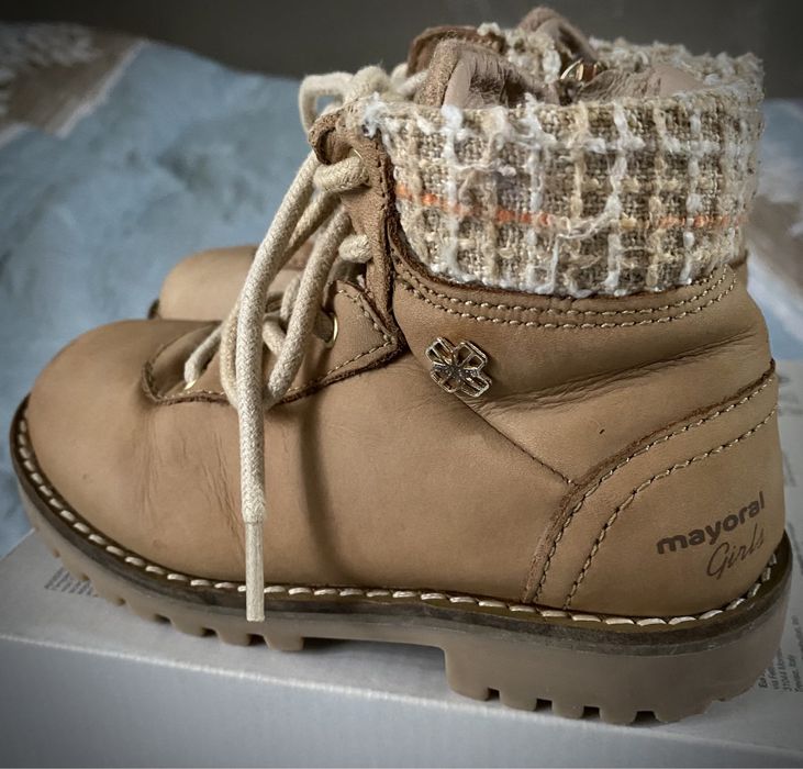 Os sapatos da menina