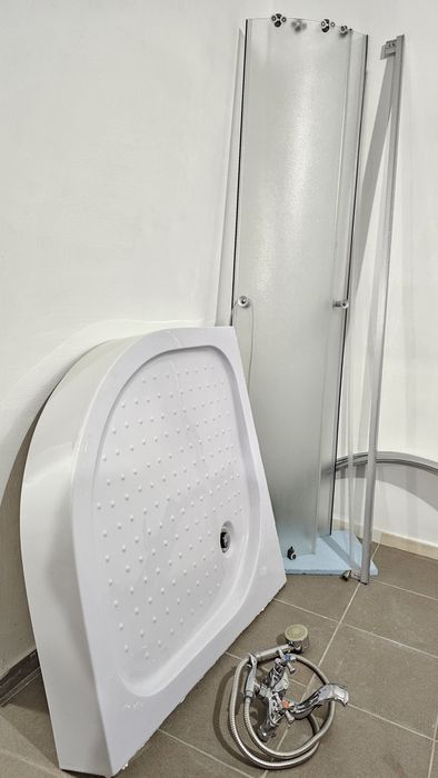 Поддон для душа 90×90 новий