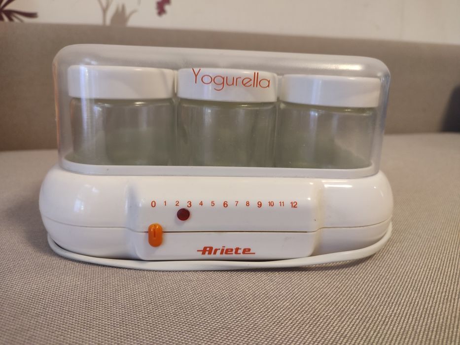 Продам йогуртницю