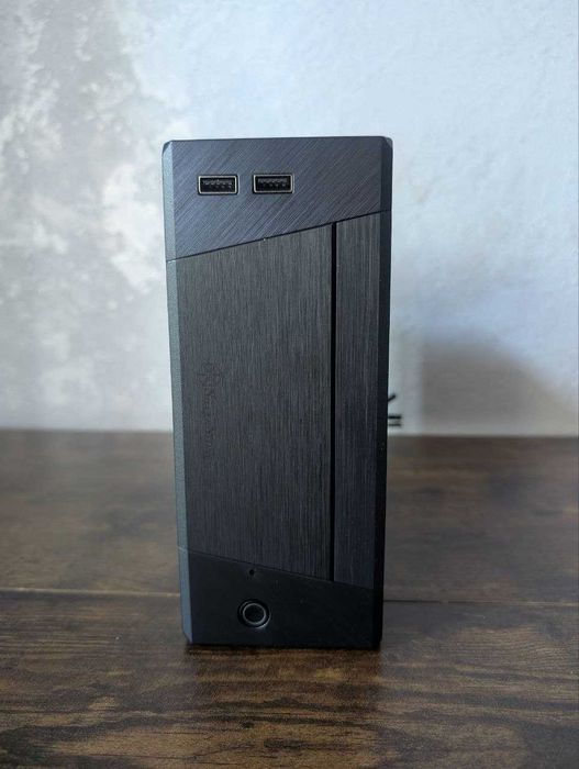 Корпус для пк SilverStone Milo 10 Black (mini-ITX)