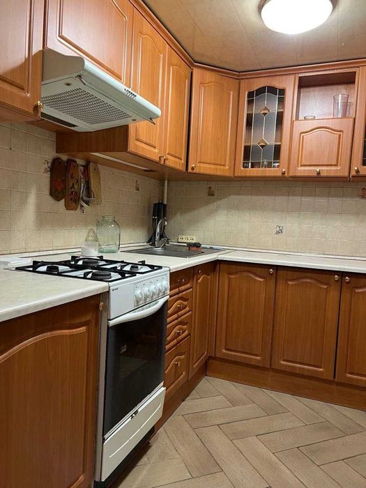 Продам 2-х этажный ДОМ ! Холодная Гора. Метро в 10 мин РОВНЫЙ уч-к