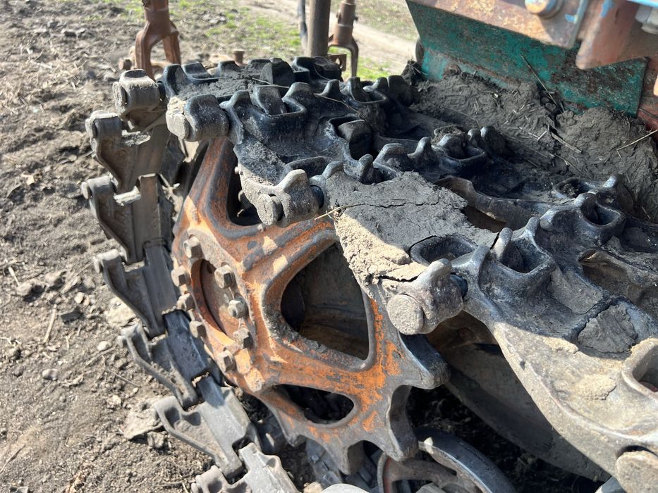 Дт 75 з плугом (А41)