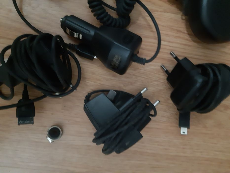 Carregadores diversos - todos 10 Eur.