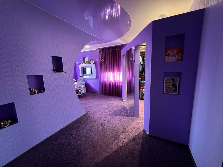 Дом для семьи в центре