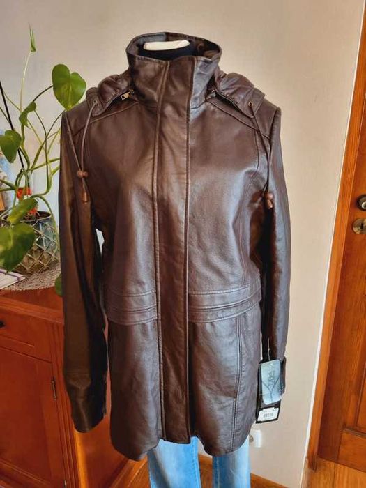 Męska skórzana kurtka ocieplana brązowa zimowa z kapturem rozmiar M