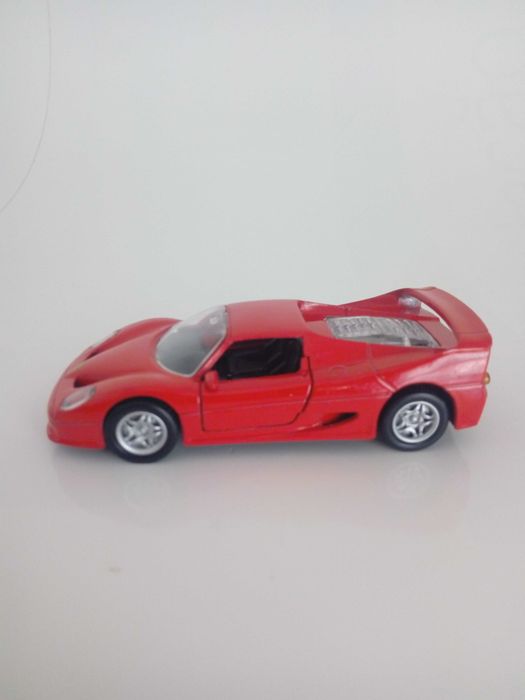 Carros miniaturas de colecção