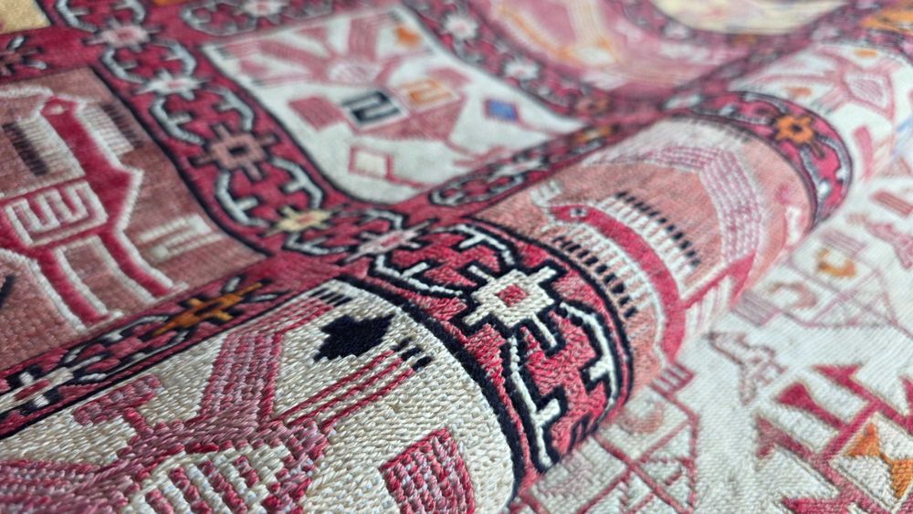 Kilim,sumak.Jedwab naturalny 195/120